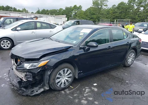 2018 Toyota Camry Hybrid Le из США, поврежденный, VIN 4T1B31HK9JU502507